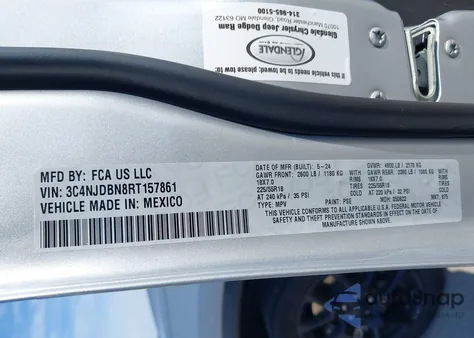 2024 Jeep Compass Latitude 4X4 z USA, uszkodzony, nr VIN 3C4NJDBN8RT157861